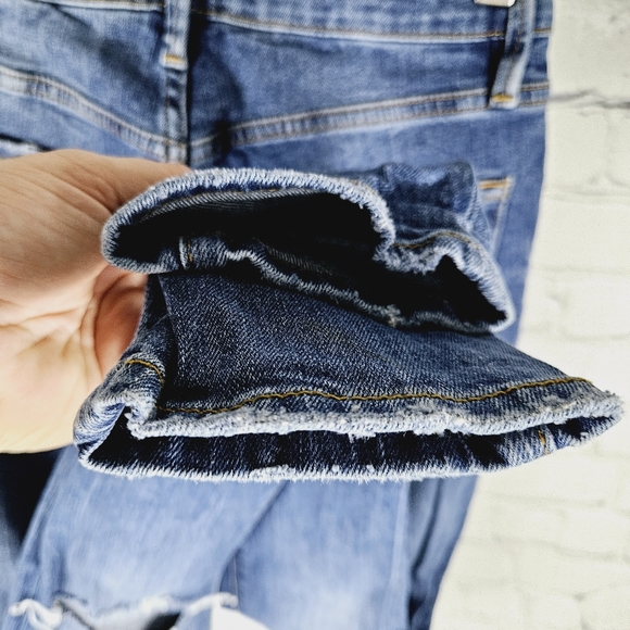 BDG URBAN OUTFITTERS | Twig high rise skinny stretch distressed busted jeans - Picture 5 of 9